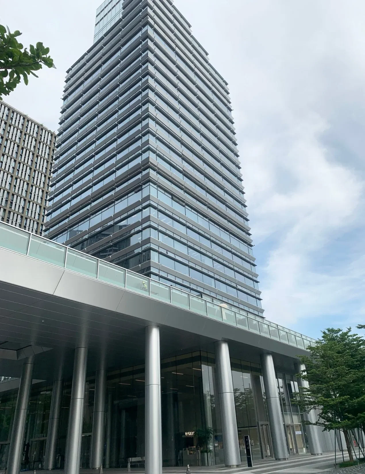 Office Towers & Shopping Malls